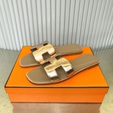 Hermes Slippers